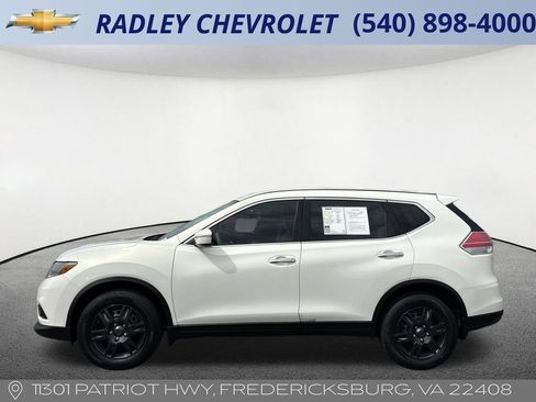 Used 2014 Nissan Rogue S FWD image 16