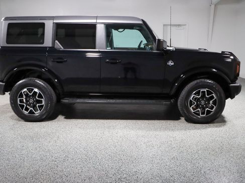 Used 2022 Ford Bronco Outer Banks AWD/4WD image 6