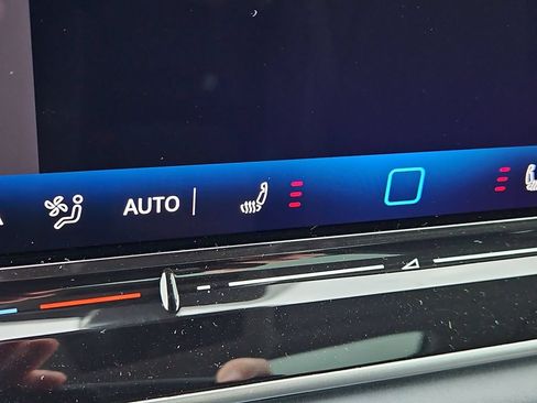New 2026 Volkswagen Tiguan SE AWD/4WD image 12