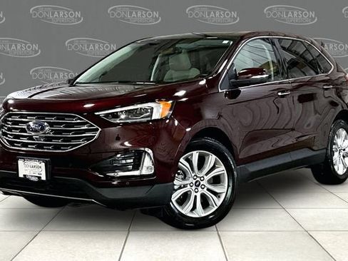 Used 2020 Ford Edge Titanium w/ Equipment Group 301A AWD/4WD image 3