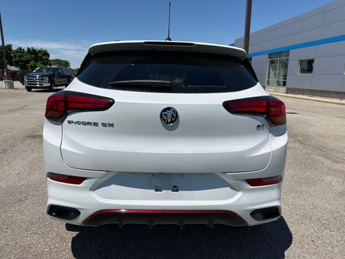 Used 2023 Buick Encore GX Select w/ Sport Touring Package FWD image 6