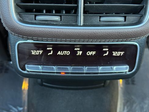 Used 2022 Mercedes-Benz GLS 580 4MATIC image 44