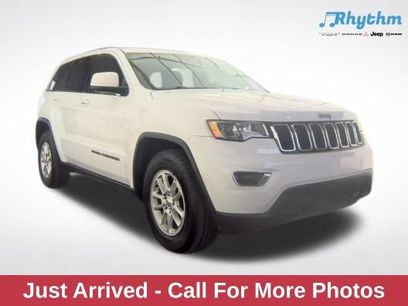Used 2019 Jeep Grand Cherokee Laredo