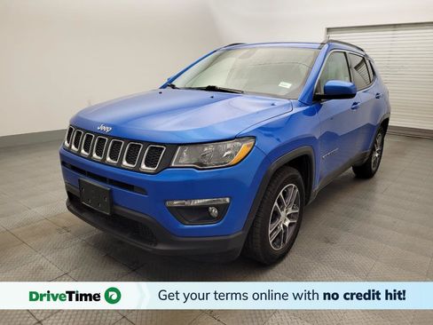 Used 2019 Jeep Compass Latitude FWD image 1