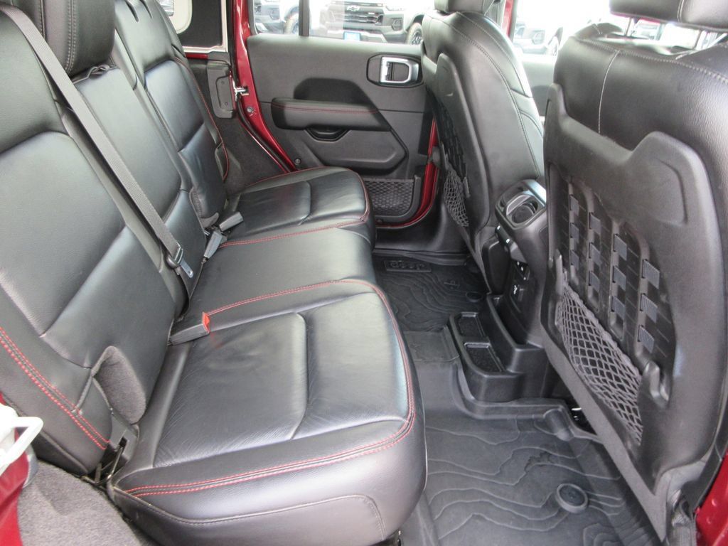 Used 2021 Jeep Wrangler Unlimited Rubicon AWD/4WD image 19