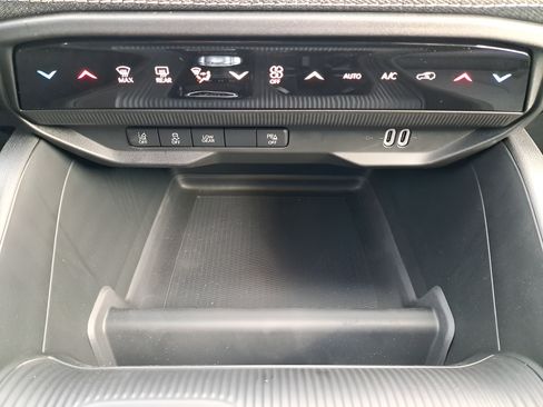 New 2026 Jeep Cherokee Laredo AWD/4WD image 21