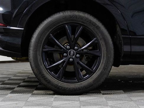 Used 2024 Audi Q3 2.0T Premium image 42