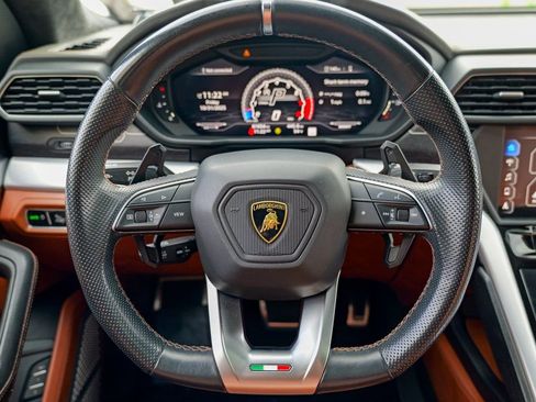 Used 2019 Lamborghini Urus Base image 42