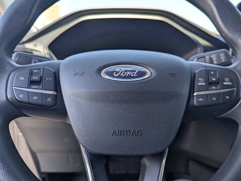Used 2025 Ford Escape Active AWD/4WD image 18