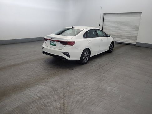 Used 2020 Kia Forte LXS FWD image 9