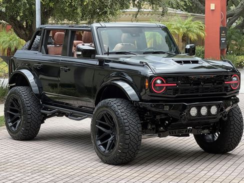 Used 2025 Ford Bronco Outer Banks image 56