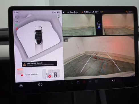 Used 2024 Tesla Model Y Performance image 28