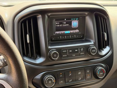 Used 2016 Chevrolet Colorado W/T w/ WT Convenience Package RWD image 17