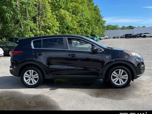 Used 2017 Kia Sportage LX AWD/4WD image 6