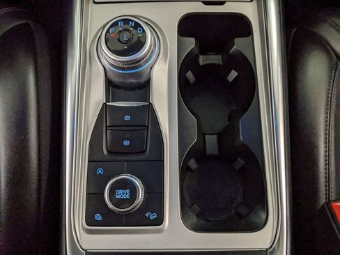 Certified 2023 Ford Explorer Platinum w/ Technology Package image 9