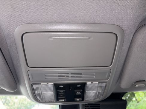 Used 2021 Honda Pilot EX-L image 17