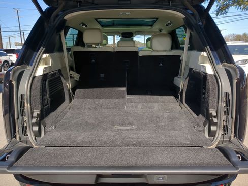 Used 2023 Land Rover Range Rover Long Wheelbase SE image 23