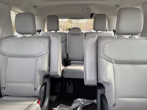 New 2026 Ford Expedition Active image 37