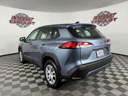 Used 2024 Toyota Corolla Cross L image 5