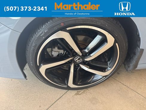 Used 2022 Honda Accord Sport image 9