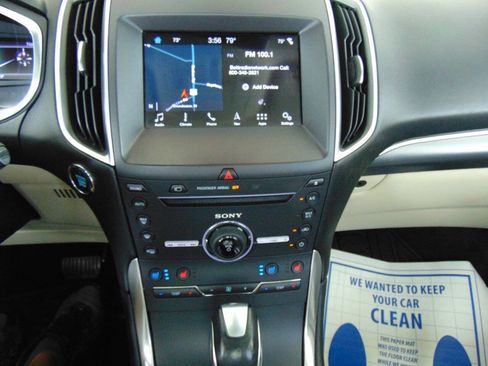 Used 2016 Ford Edge Titanium w/ Equipment Group 302A AWD/4WD image 13