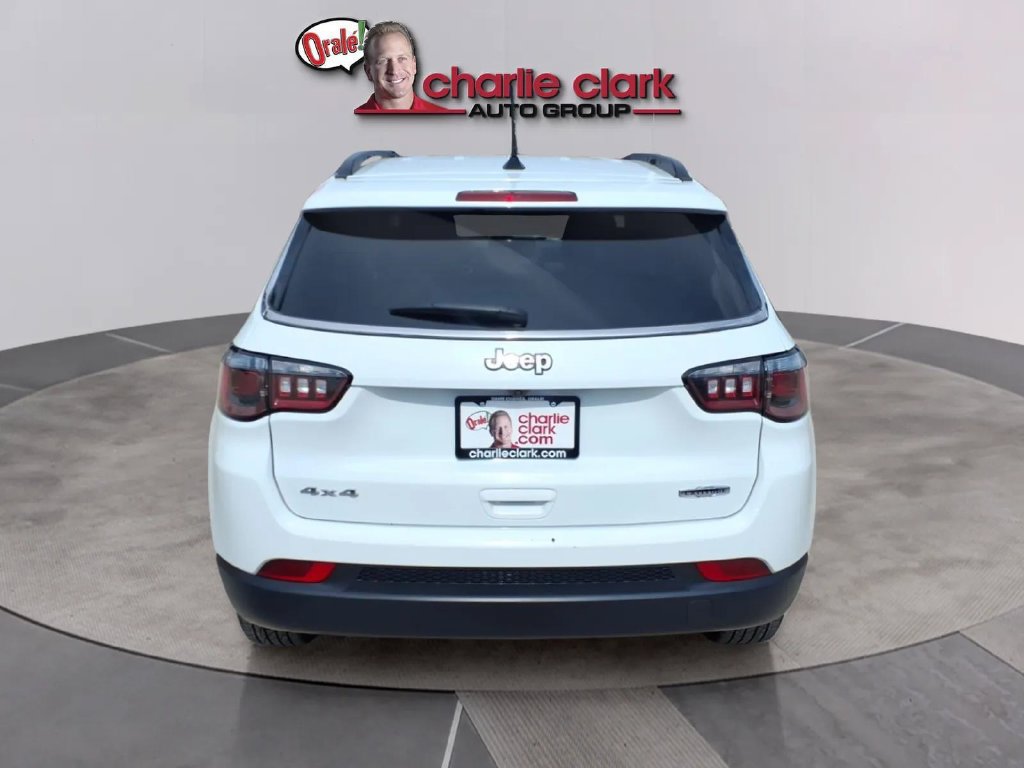 Used 2025 Jeep Compass Latitude AWD/4WD image 4