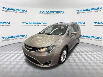 Used 2017 Chrysler Pacifica Touring-L Plus w/ Advanced Safetytec Group