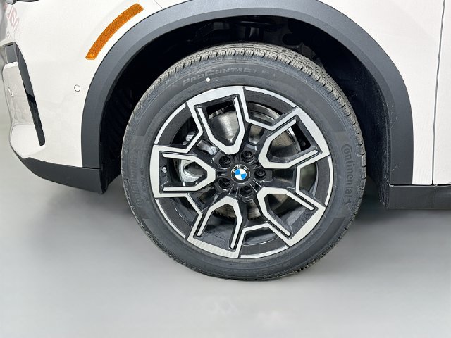 Used 2026 BMW X2 xDrive28i w/ Technology Package AWD/4WD image 30