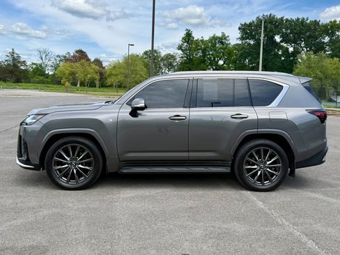 Used 2024 Lexus LX 600 F Sport AWD/4WD image 6