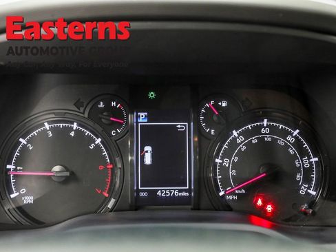 Used 2024 Toyota 4Runner SR5 image 17