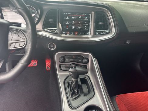 Used 2022 Dodge Challenger R/T Scat Pack RWD image 26