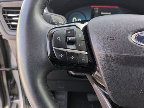 Used 2024 Ford Escape Platinum image 20