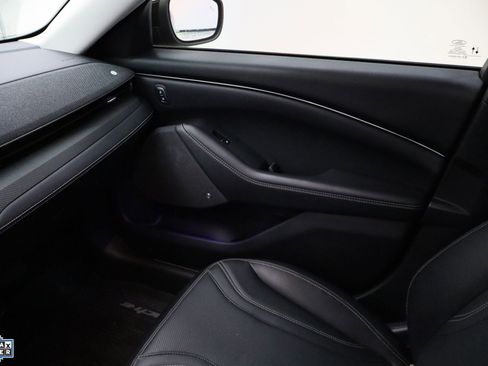 Certified 2022 Ford Mustang Mach-E Premium image 23