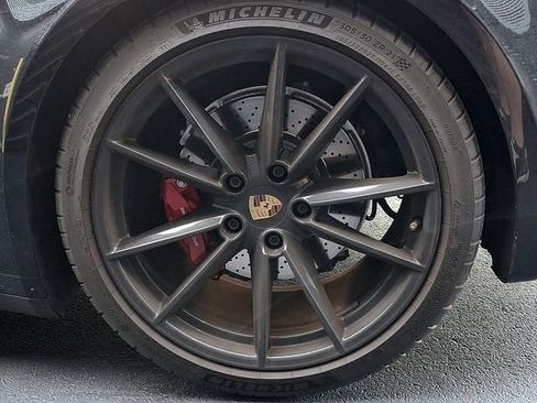 Certified 2022 Porsche 911 Carrera 4S AWD/4WD image 14