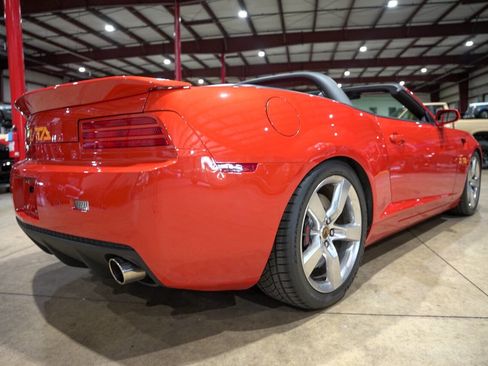 Used 2011 Chevrolet Camaro SS w/ RS Package image 8