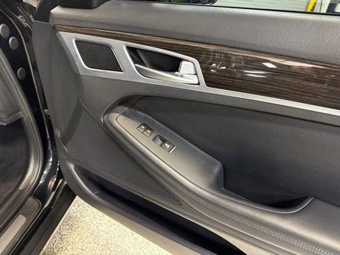 Used 2020 Genesis G80 3.8 RWD image 56
