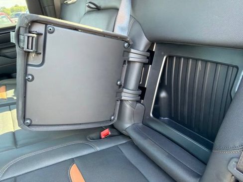 Used 2024 GMC Sierra 2500 AT4 AWD/4WD image 28