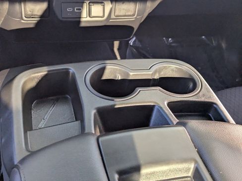 Used 2020 Chevrolet Silverado 1500 LT image 21