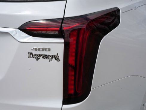 Certified 2023 Cadillac XT6 Premium Luxury w/ Platinum Package image 23