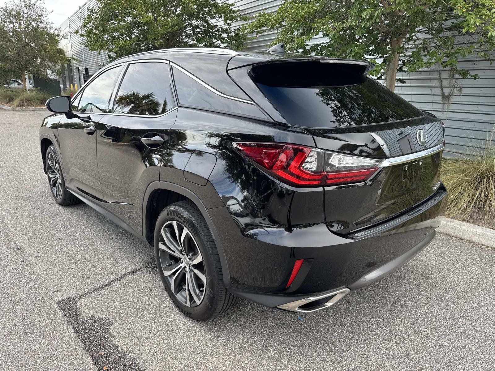 Used 2016 Lexus RX 350 FWD w/ Luxury Package image 3