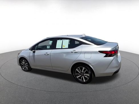 Used 2025 Nissan Versa SV FWD image 10