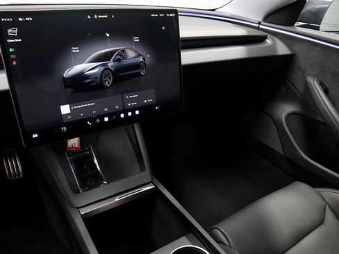 Used 2024 Tesla Model 3 Performance image 32