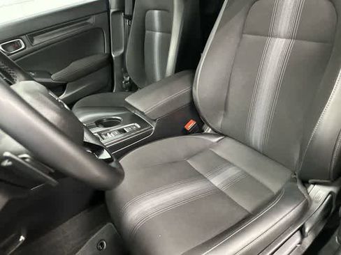 Used 2025 Honda Civic Sport image 10