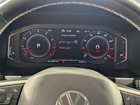 Used 2023 Volkswagen Atlas SE AWD/4WD image 19