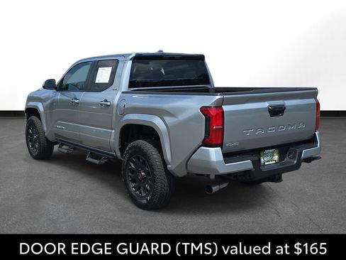 Used 2026 Toyota Tacoma SR5 AWD/4WD image 9