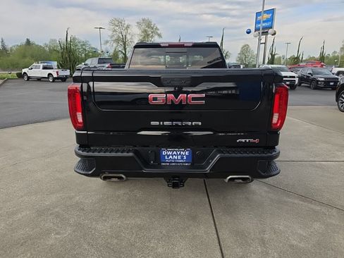Used 2022 GMC Sierra 1500 AT4 w/ AT4 Preferred Package image 5