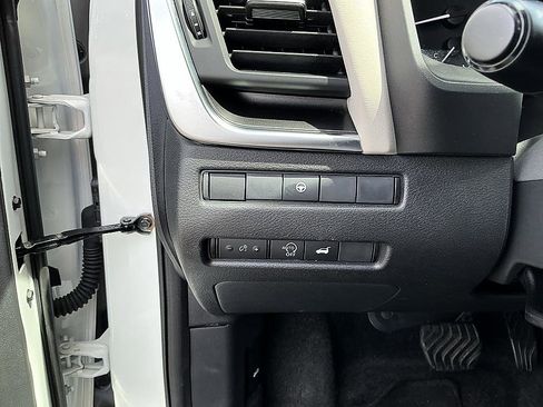 Certified 2023 Nissan Rogue SV w/ SV Premium B Package image 13