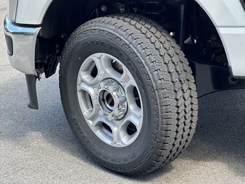 New 2025 Ford F350 XLT w/ 360-Degree Camera Package image 6