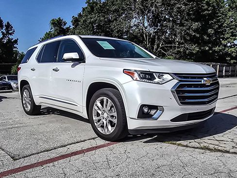 Used 2020 Chevrolet Traverse High Country w/ LPO, Floor Liner Package FWD image 1