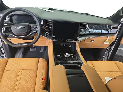 New 2026 Jeep Grand Wagoneer Summit AWD/4WD image 38